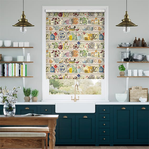 Dresser Cream Roller Blind