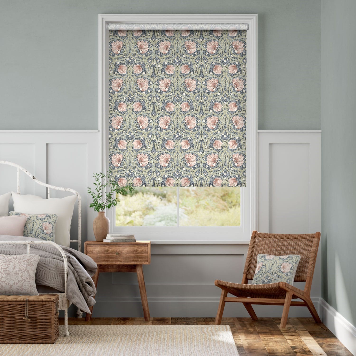 William Morris Pimpernel Blush Roller Blind